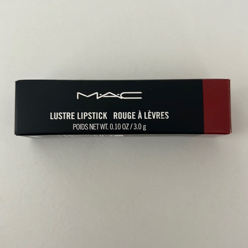 MAC Lustre Lipstick Good Form